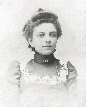 maman-huguette.jpg (21718 octets)