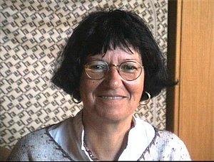 josie5.jpg (24871 octets)