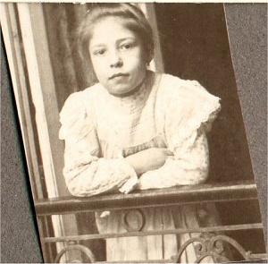Memere16ans.jpg (42404 octets)