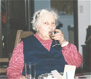 memere-boit.jpg (20229 octets)