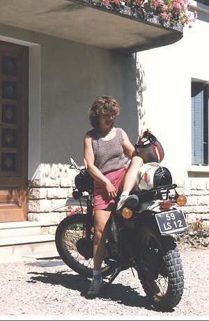riri-moto.jpg (40193 octets)