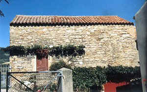 maison-lapan2.jpg (26397 octets)