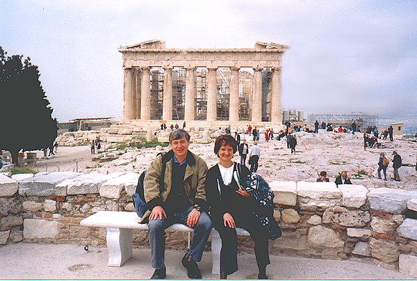 jcririperthenon.jpg (81533 octets)